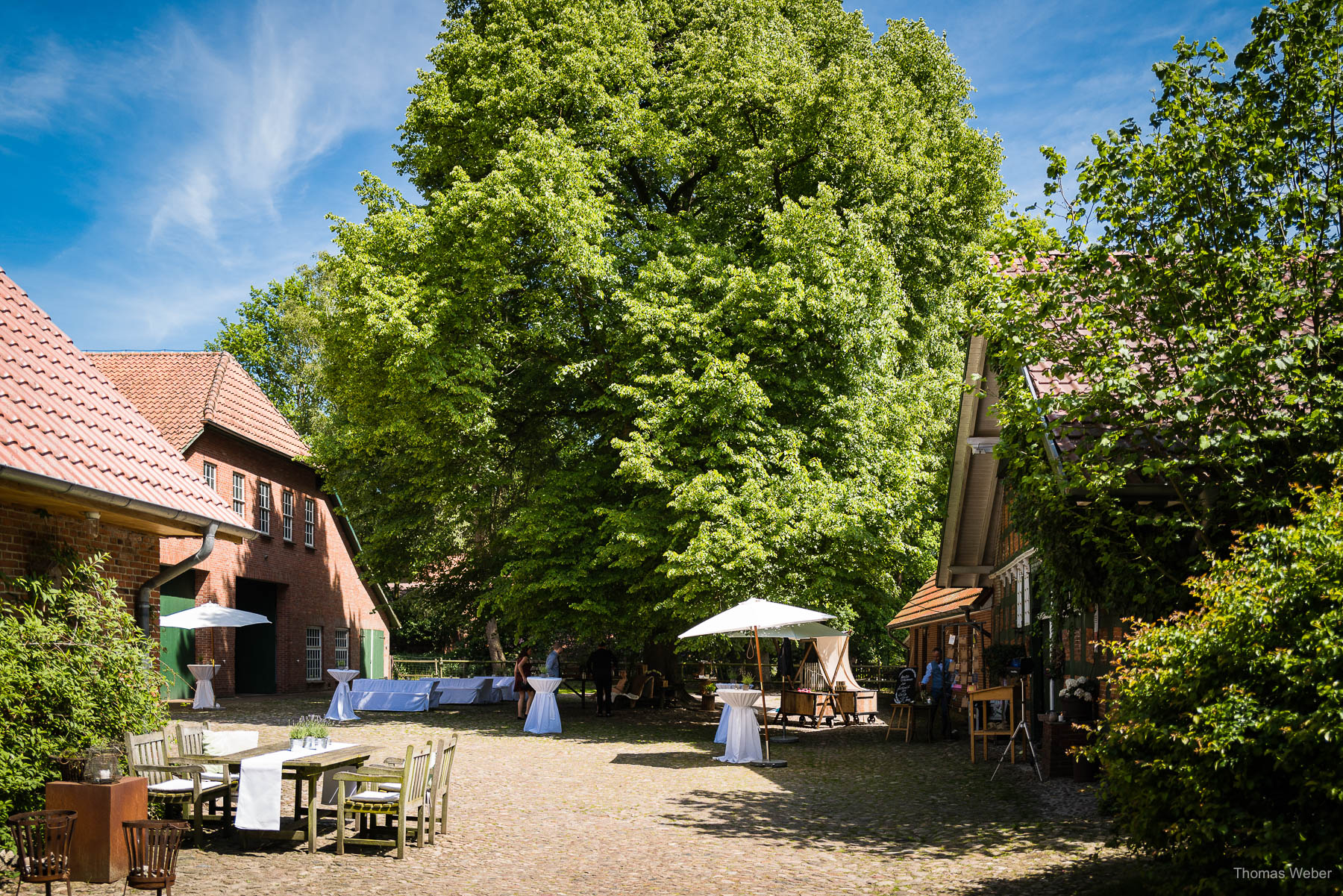 Ankunft & Dekoration auf dem Hof Schweers, Hochzeitsfotograf Thomas Weber aus Oldenburg