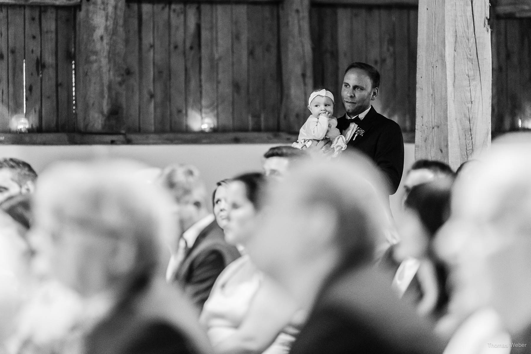 Hochzeit in der Scheune auf dem Hof Schweers, Hochzeitsfotograf Thomas Weber aus Oldenburg